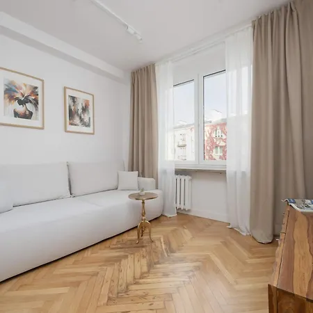 Appartement Wilcza Tenement Near National Museum By Renters