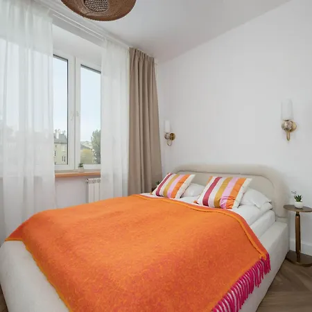 Wilcza Tenement Apartment Near National Museum By Heyrent *