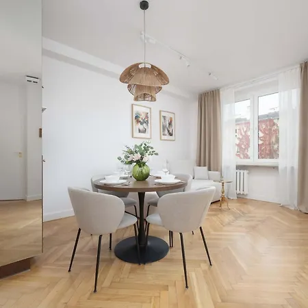 Apartamento Wilcza Tenement Near National Museum By Renters Varsovia