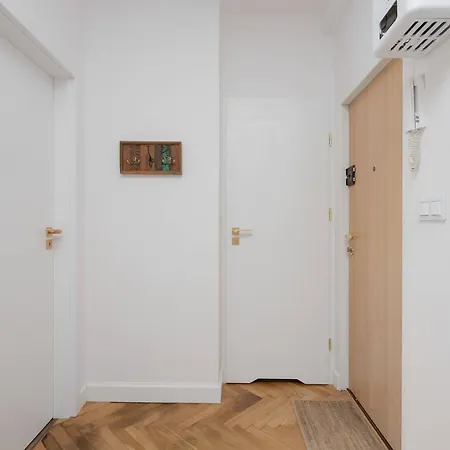 Апартаменты Wilcza Tenement Near National Museum By Renters *